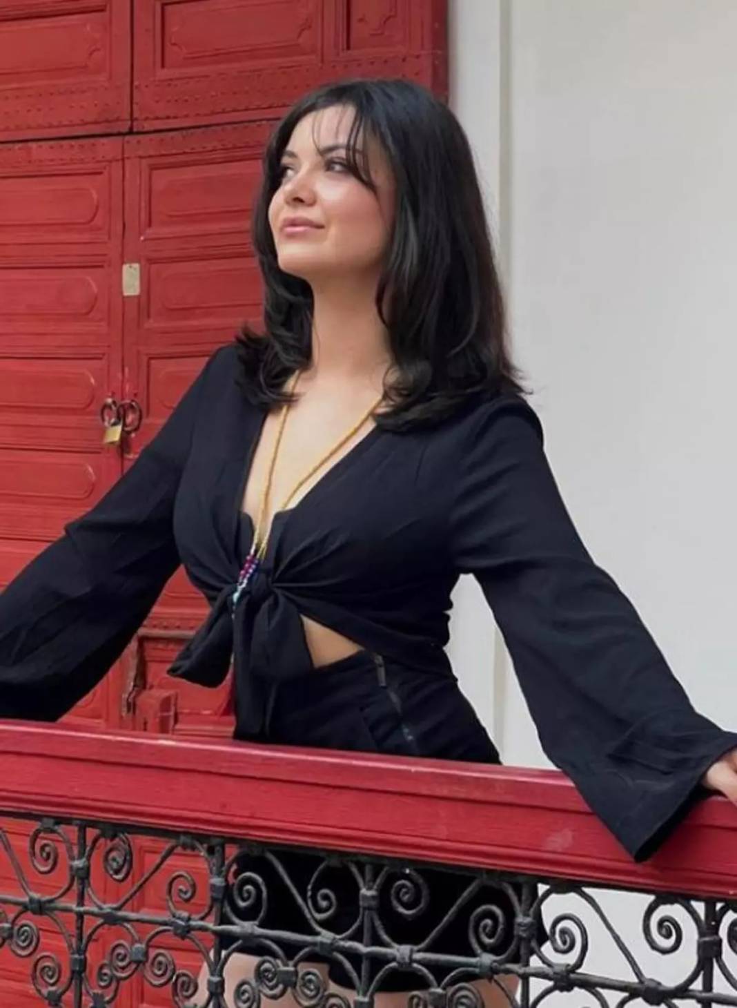 Gelinim Mutfakta Nursel Ergin'in kızı yine güzelliğiyle mest etti! Evlenmek için 40 deve teklif etmişlerdi 3